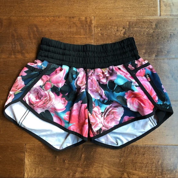 🦊RARE Lululemon Secret Garden Tracker Short - Picture 2 of 7